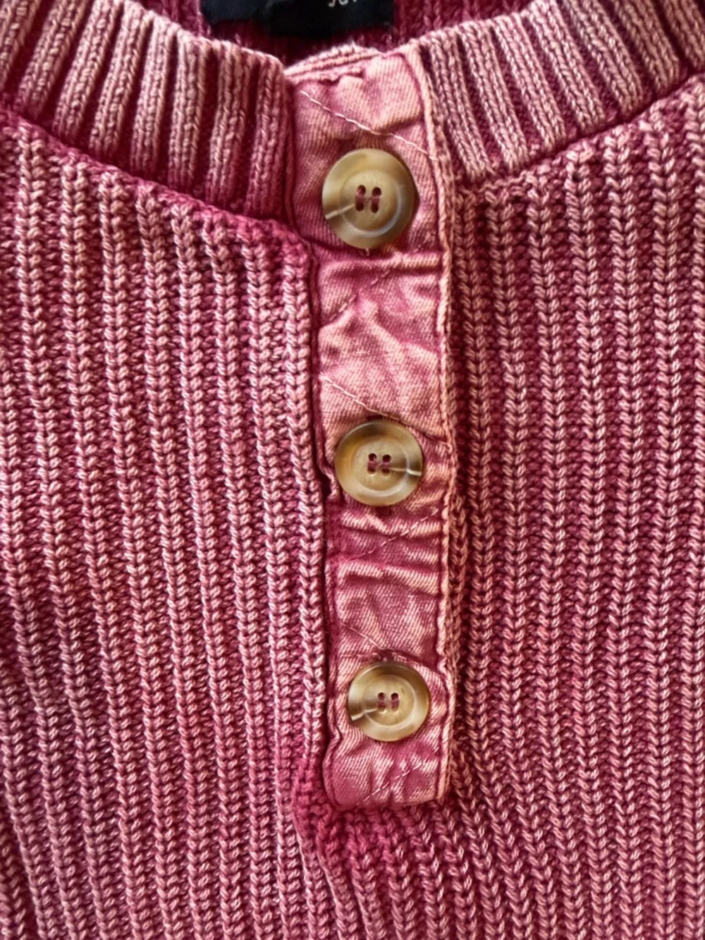 Blu Pepper Washed Rose Button Henley Sweater - Women sz m - Picture 3 of 6